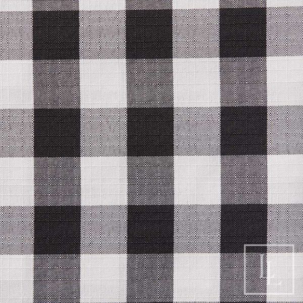 Black and White Picnic Check