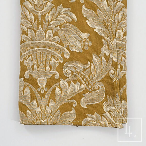 Gold Scroll Napkin