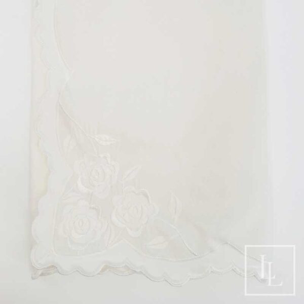 White Floral Scallop Napkin
